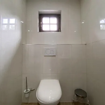 Koliba U Rytiera بيت خشبي *